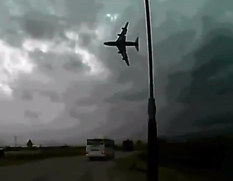 Flygplanskrasch, Krasch, Kabul, Explosion, Flygplansolycka, Afghanistan, Boeing 747